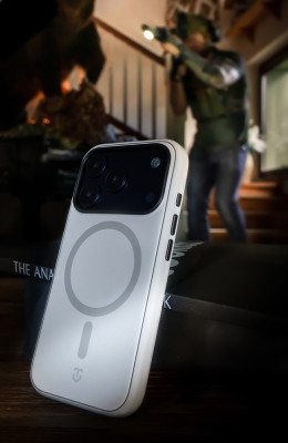 Tactical MagForce SmoothIsFast iPhone 17 Pro Chalk