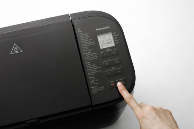 Domácí pekárna Panasonic SD-R2530KXE