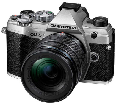 Olympus OM-5 body silver M.Zuiko Digital 12-45mm