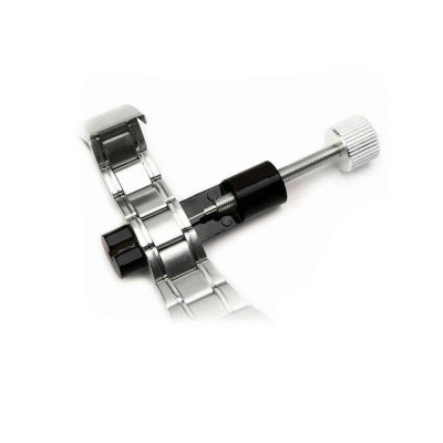 Svěrák pro zkrácení řemínku