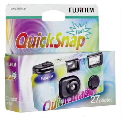 FujiFilm QUICKSNAP duhový s bleskem 400 135/27
