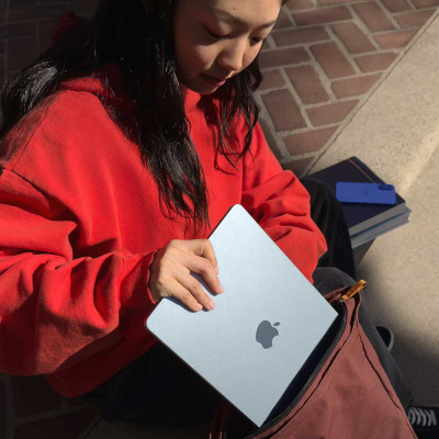 MacBook Air 13" M4 10-CPU/8-GPU/16GB/256GB/CZ/MID