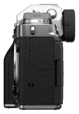 FujiFilm X-T4 body silver