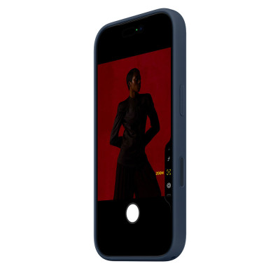 iPhone 17 Pro Silicone Case with MagSafe Midnight