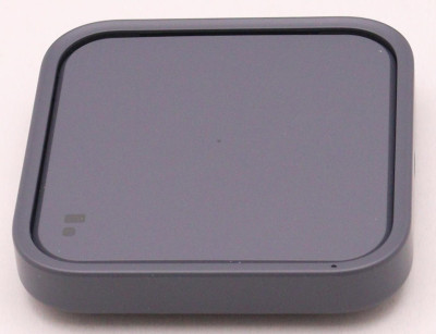 Samsung EP-P2400BBE Wireless Charger Pad wo, Black