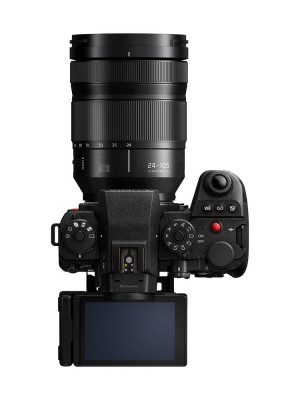 Panasonic LUMIX S1R M2 + Lumix S 24-105mm f/4.0
