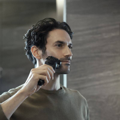 Panasonic ES-LV6U-K803 ELECTRIC SHAVER