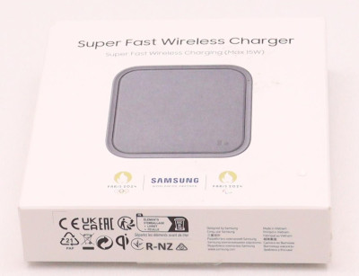 Samsung EP-P2400BBE Wireless Charger Pad wo, Black