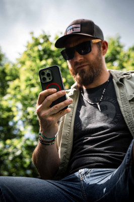 Tactical MagForce H. 2.0 Galaxy S25 U, Black/Red