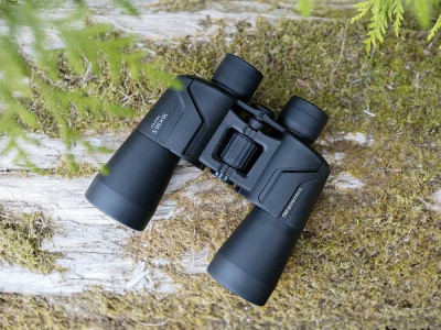 OM System dalekohled 10x50 S