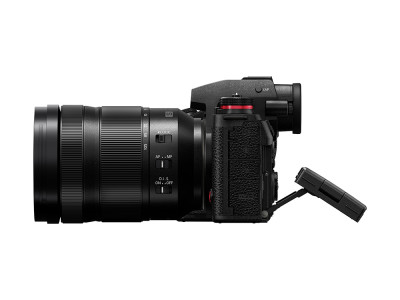 Panasonic LUMIX S1 M2 E + Lumix S 24-105mm f/4.0