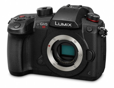 Panasonic Lumix DMC-GH5S body