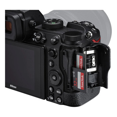 NIKON Z 5 + 24-200 f/4-6.3