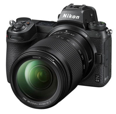Nikon Z 6II + 24-200mm f/4-6.3 VR kit