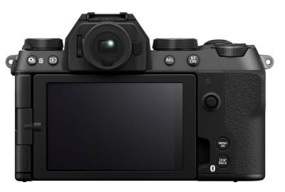 Fujifilm X-S20 + XC15-45mm