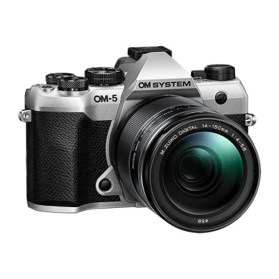 Olympus OM-5 II body silver Zuiko Digital 14-150mm f/4-5,6