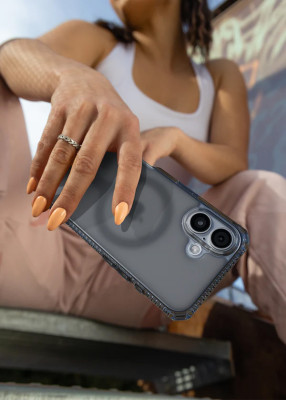 ITSKINS HYBRID_R VAPOR 3m MagSafe iPhone 16