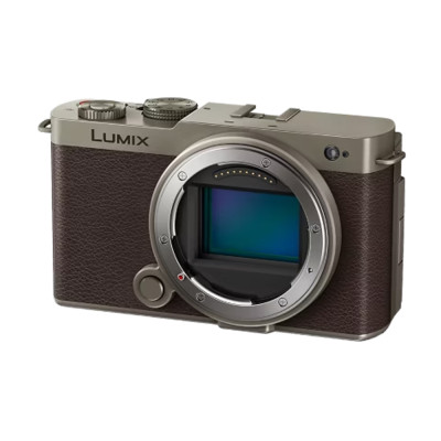 Panasonic LUMIX S9 black/silver + 18-40mm f/4.5-6.3