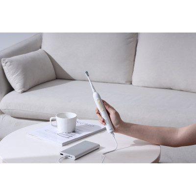 Sonický zubní kartáček USMILE P4 - White