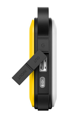 Tactical BadAss Powerbanka s LED světlem 10050mAh