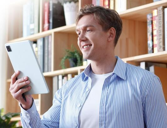 Vaše oči si ho zamilují. Převratný tablet TCL NXTPAPER 10s