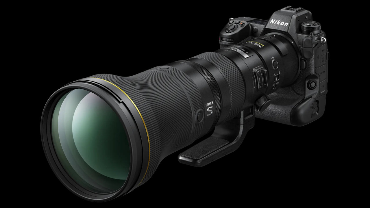 Profesionální superteleobjektiv AF-S NIKKOR 800mm f/5.6E FL ED VR + Telekonvertor TC800 1.25E ED