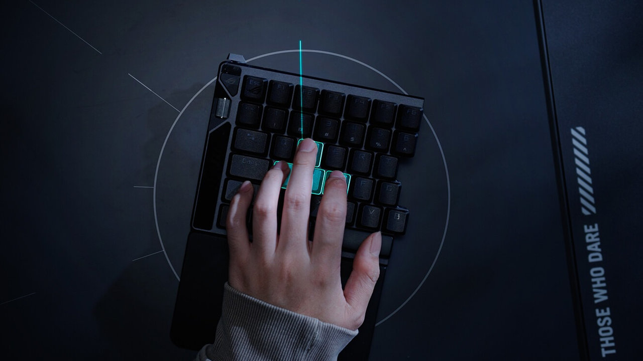 Herní klávesnice ASUS ROG Falcata (ROG HFX Magnetic V2 / PBT), rozložení US