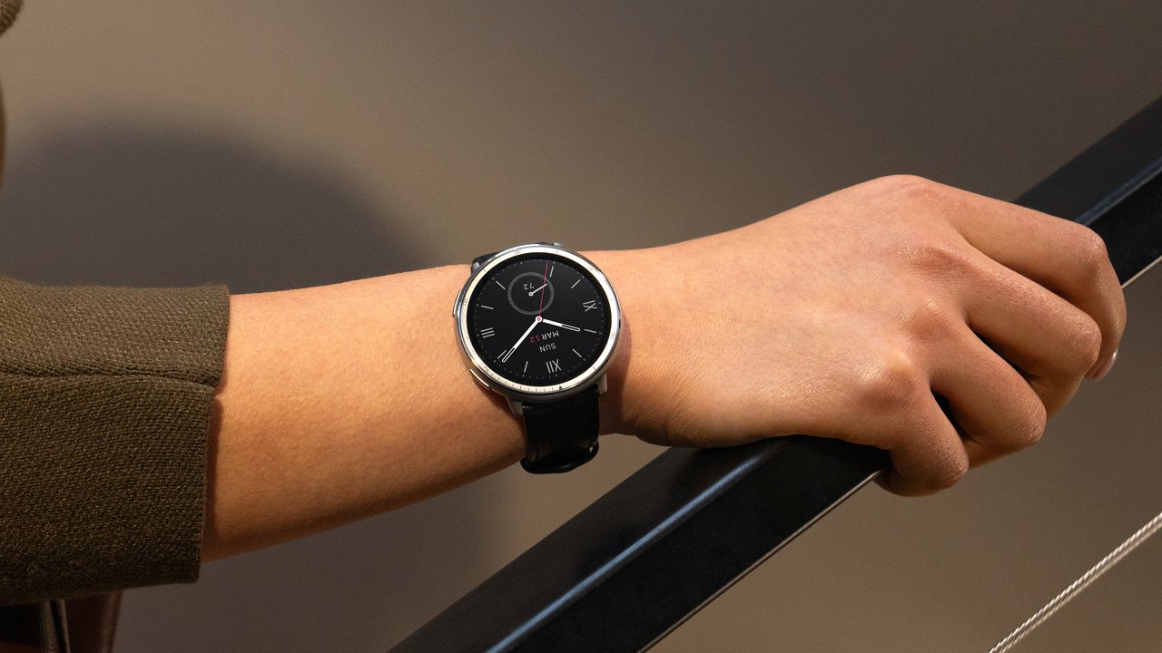 Chytré hodinky Amazfit Active 2 design