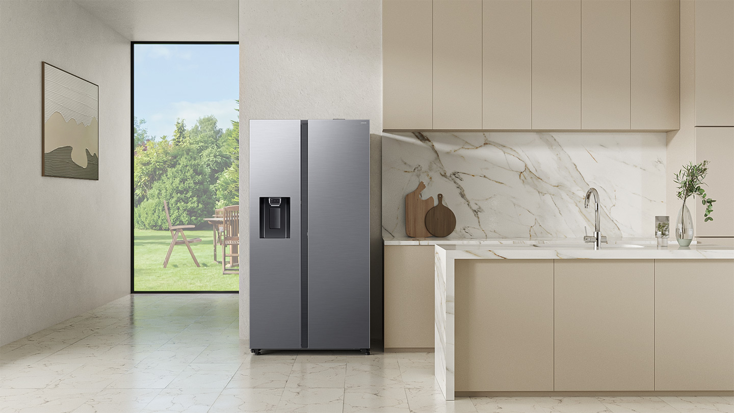 Americká chladnička Samsung RS80F64KEFEO