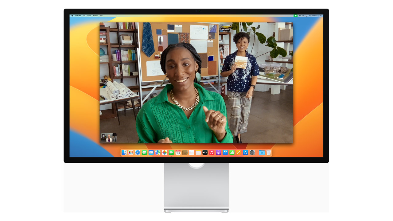 27″ monitor Apple Studio Display kamera a zvuk