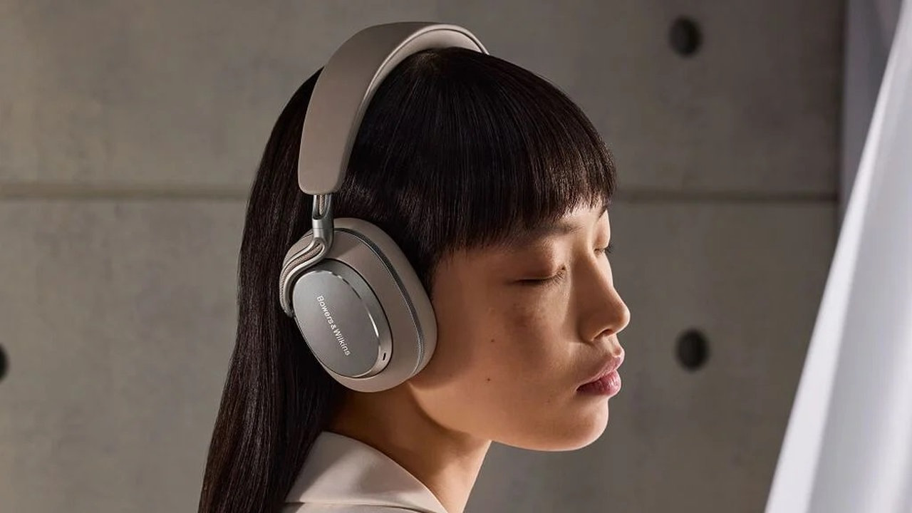 Bezdrátová sluchátka Bowers & Wilkins Px8 S2 pokročilý zvuk