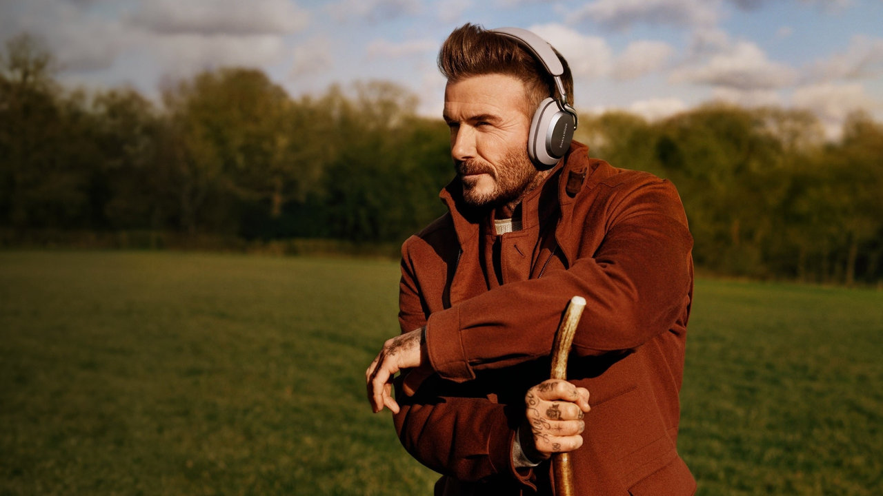 Bezdrátová sluchátka Bowers & Wilkins Px8 S2 pokročilá audiotechnika