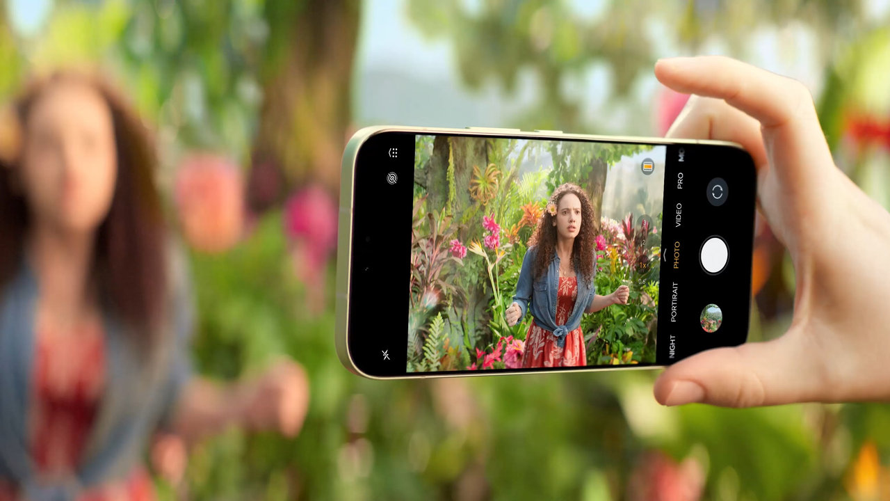 Mobilní telefon HONOR 600 Lite, foto výbava