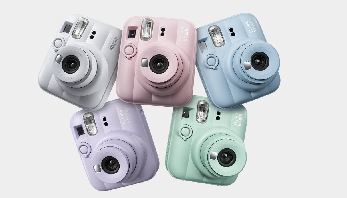 Instax Mini 13 barevné varianty