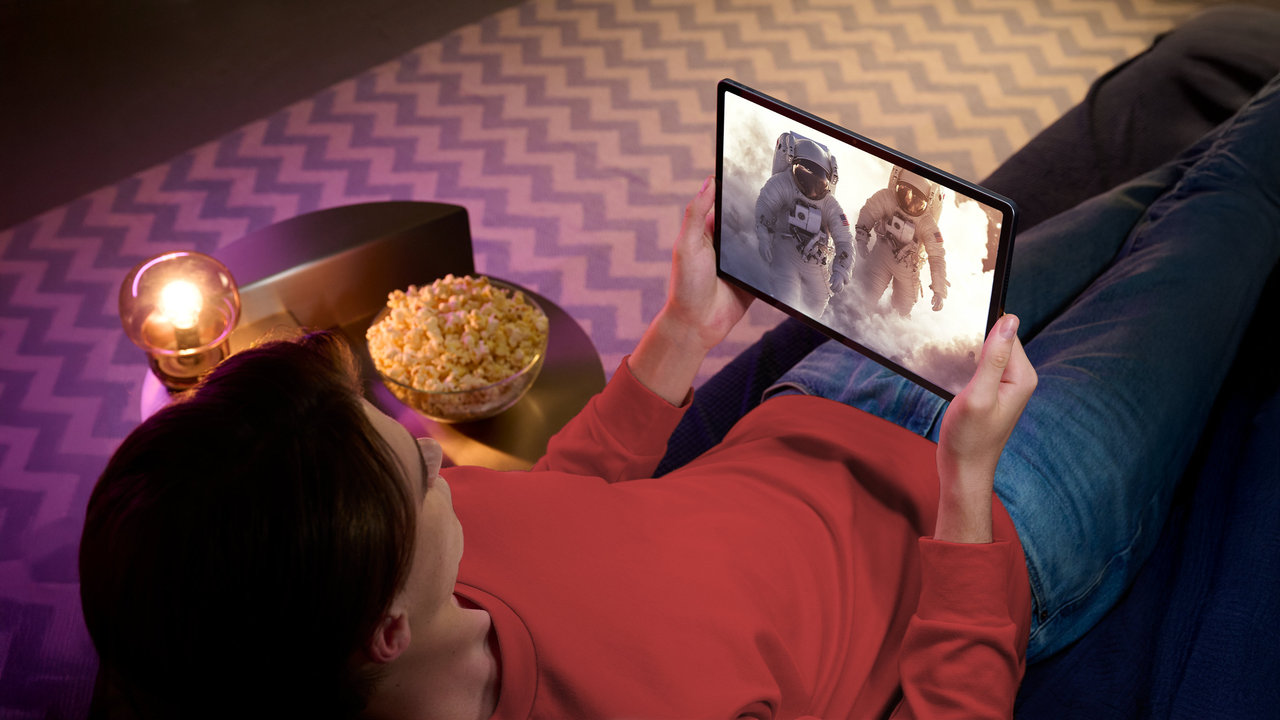 Tablet Lenovo Idea Tab Pro, 12,7″, displej