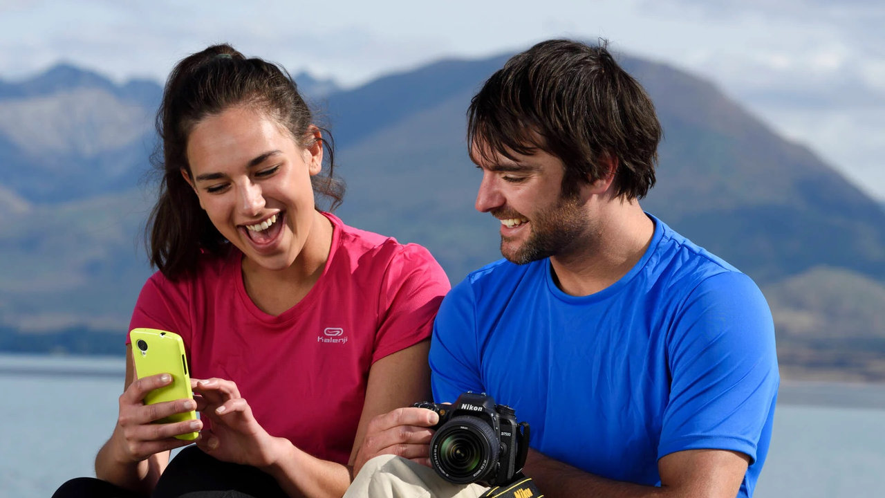 Digitální jednooká zrcadlovka Nikon D7500, aplikace Snapbridge