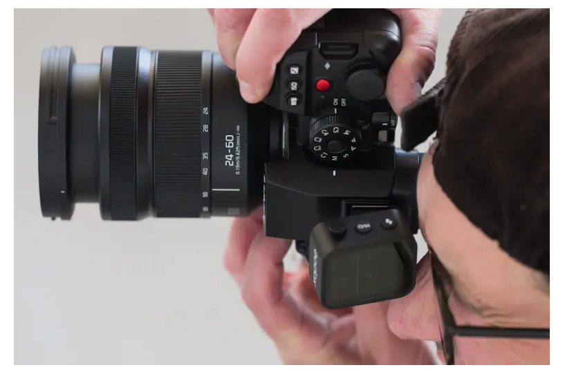 Objektiv Panasonic Lumix S 24-60 mm F2.8