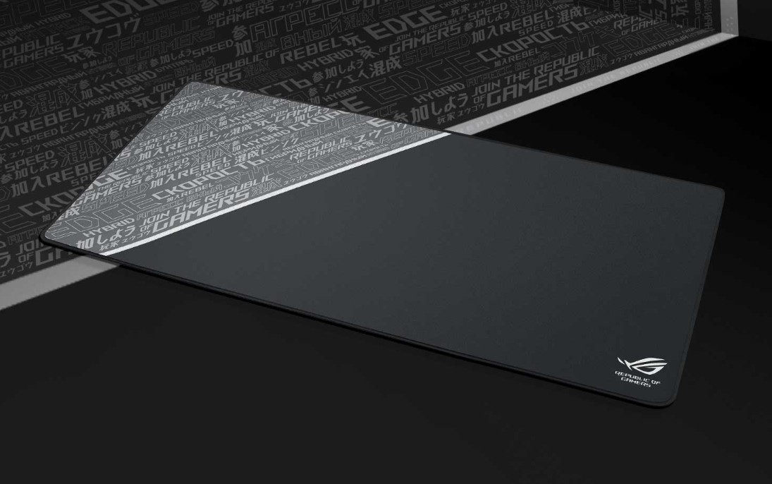 ROG Sheath BLK LTD podložka pod herní setup