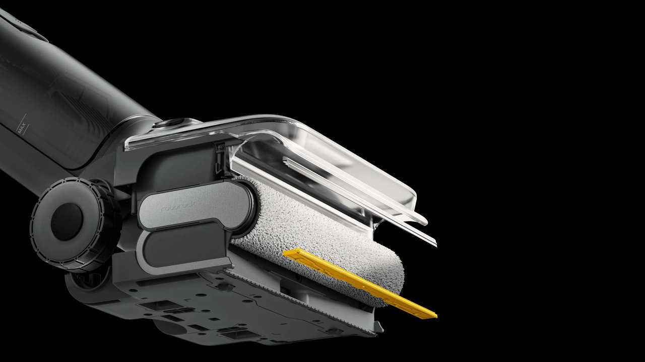 Set vysavače na mokré i suché vysávání a tyčového vysavače Roborock F25 ACE Combo