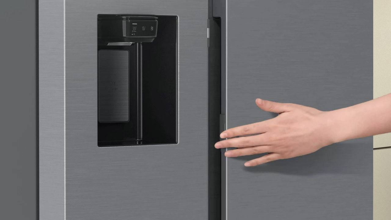 Americká Side-by-Side chladnička Samsung RS80F66KCFEO řady RS90F/36P