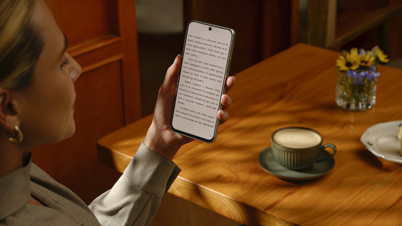 Mobilní telefon TCL NXTPAPER 60 Ultra výbava