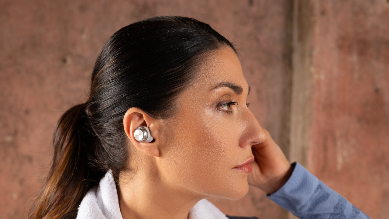 Bezdrátová sluchátka Technics AZ100 True Wireless