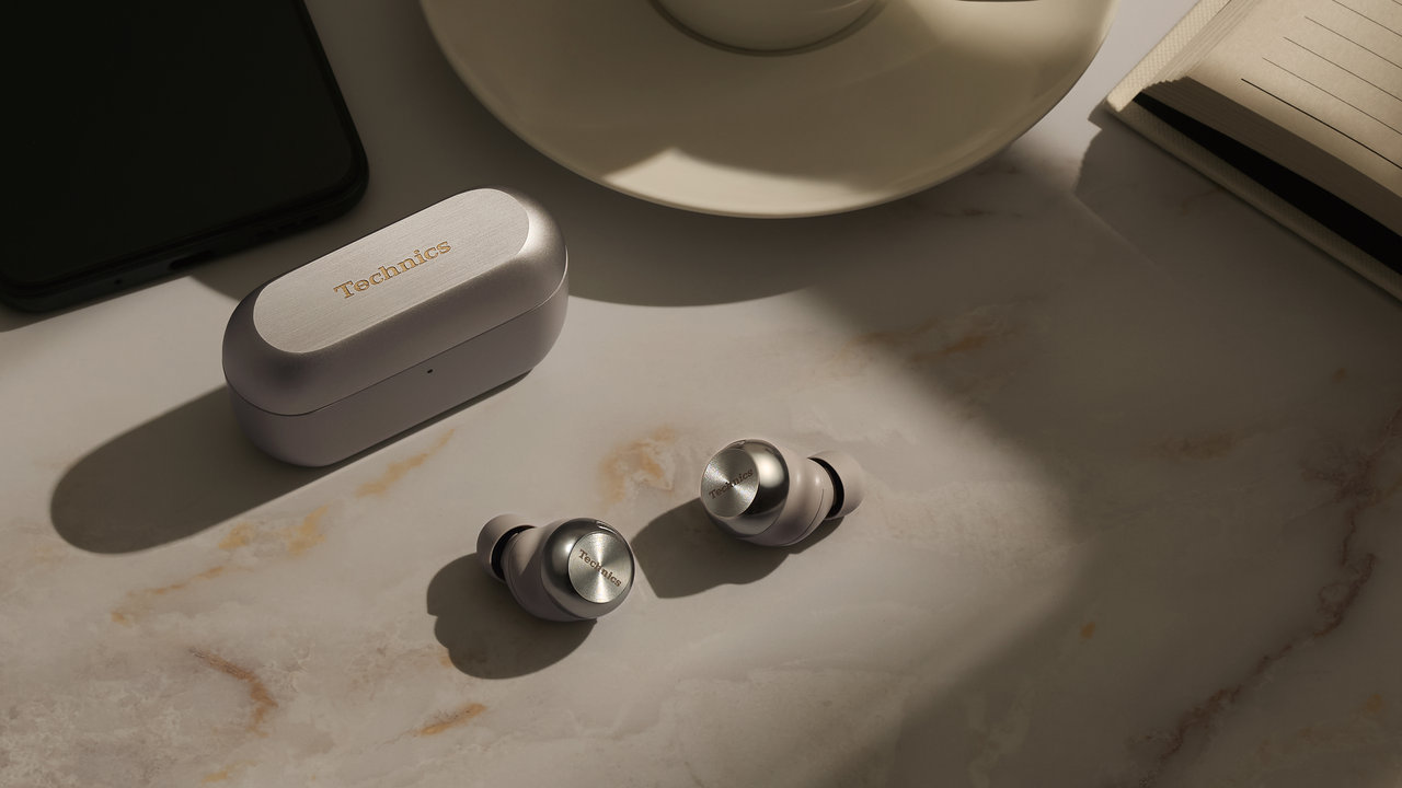 Bezdrátová sluchátka Technics AZ100 True Wireless