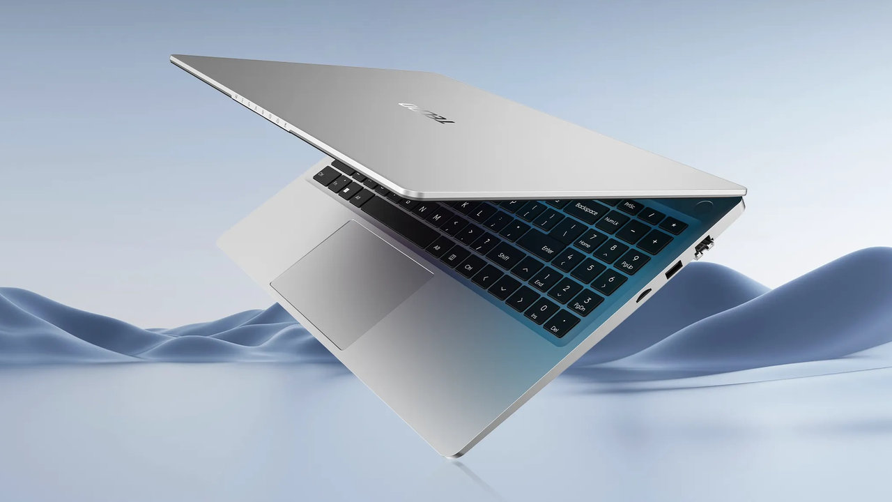 článek novinky Tecno Megabook