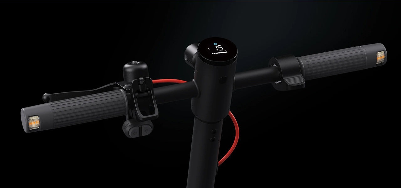 Elektrická koloběžka Xiaomi Electric Scooter Elite vybavení