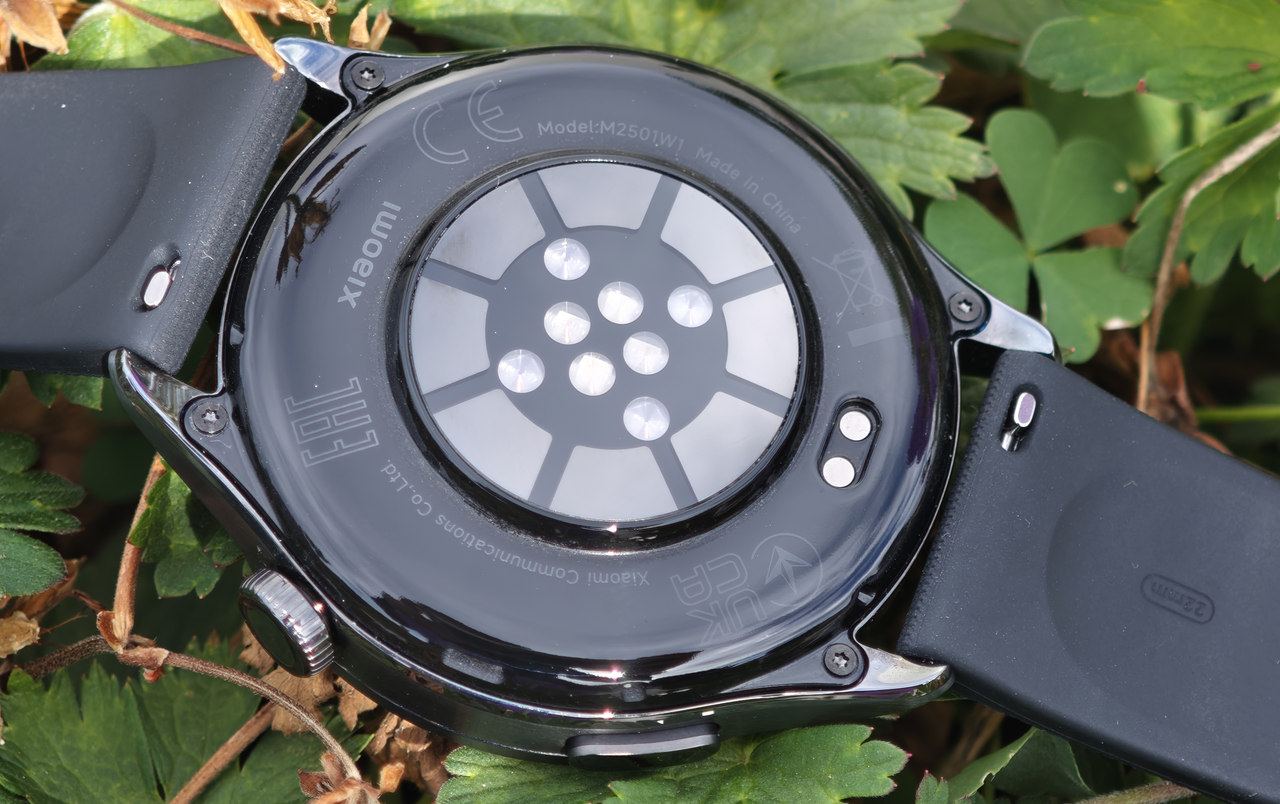 článek recenze hodinky Xiaomi Watch 5