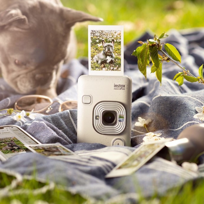 b_instax_clanek_fexc.jpg
