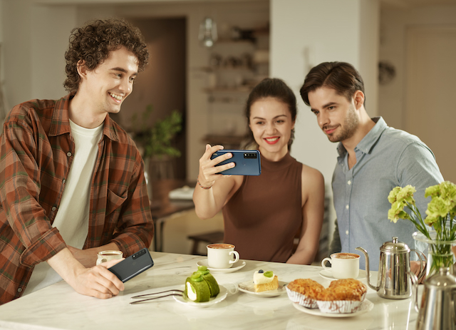 5-TCL 20R 5G.jpg