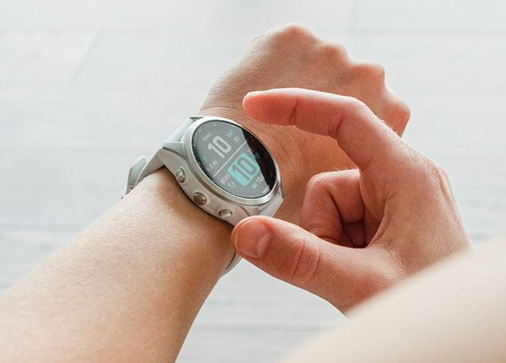 6_Garmin_Fenix_7S_PRO_Glass_unbfn.JPG